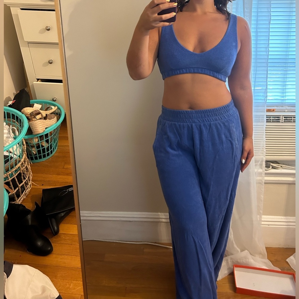 Blue aerie set